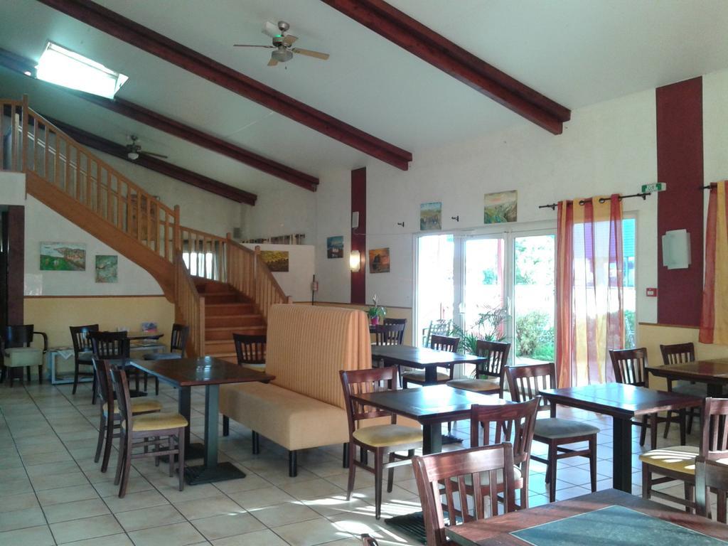 Couett'Hotel Oloron Sainte Marie エクステリア 写真